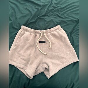 ESSENTIALS Shorts